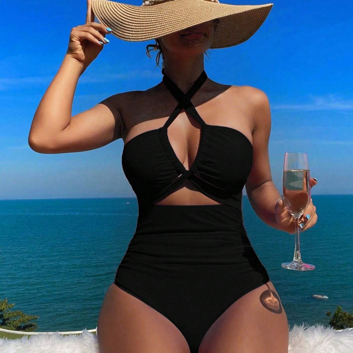 Maillot de bain femme noir uni - Suits avis et prix