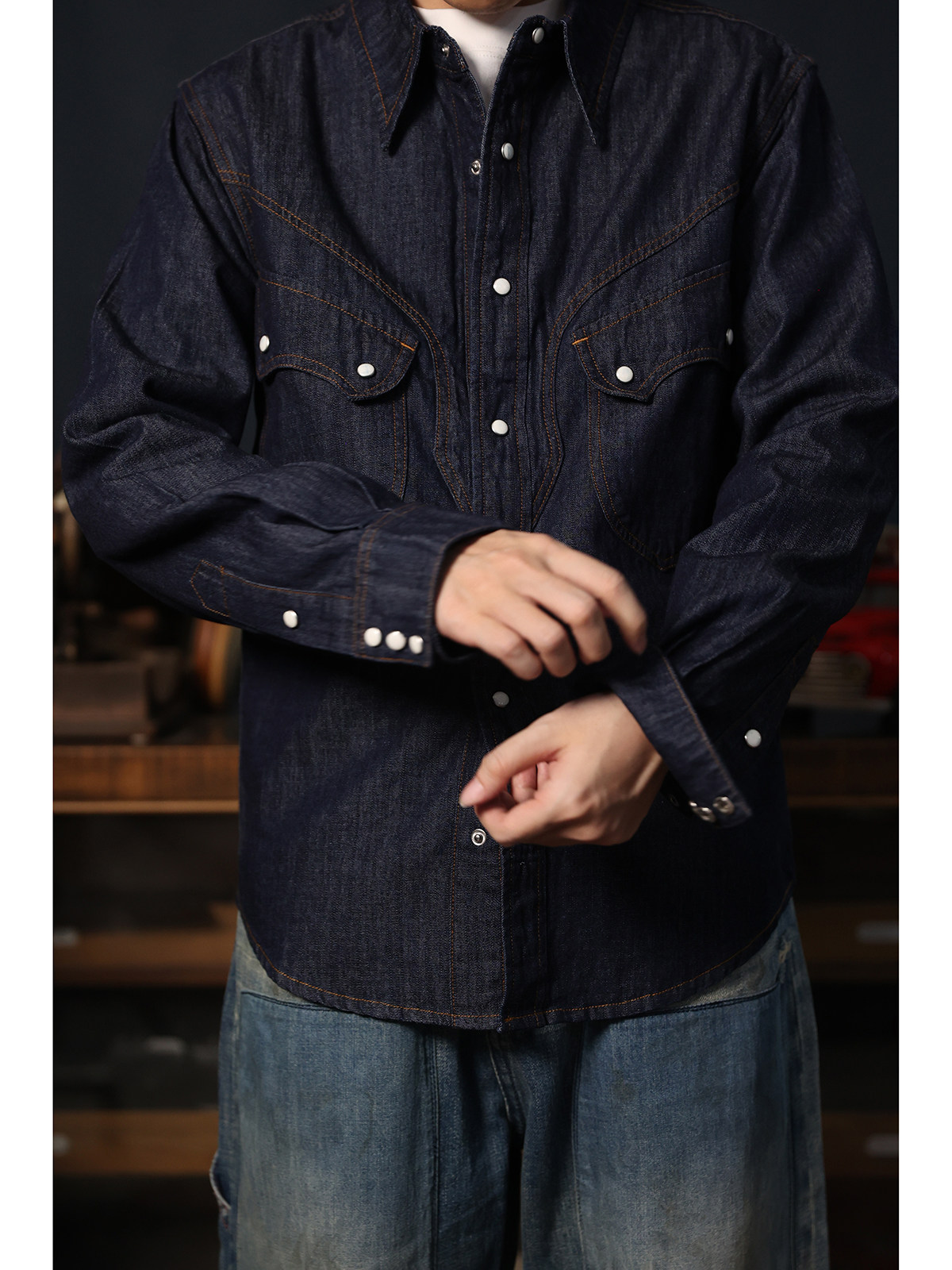 Chemise Western en jean délavé - Mens Western Denim Pearl Snap Shirt avis et prix